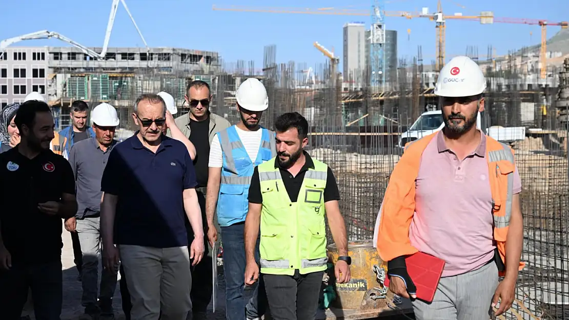 Vali Yavuz Pazar Tatilini Şantiye Sahalarında Geçirdi
