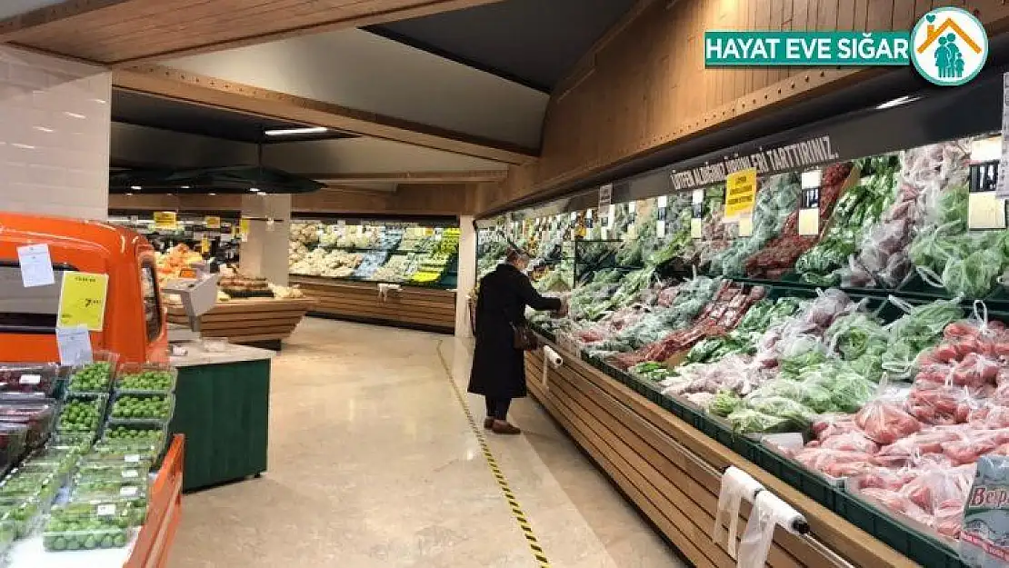 Vatandaşların sokağa çıkma kısıtlamasında marketlere talebi düştü
