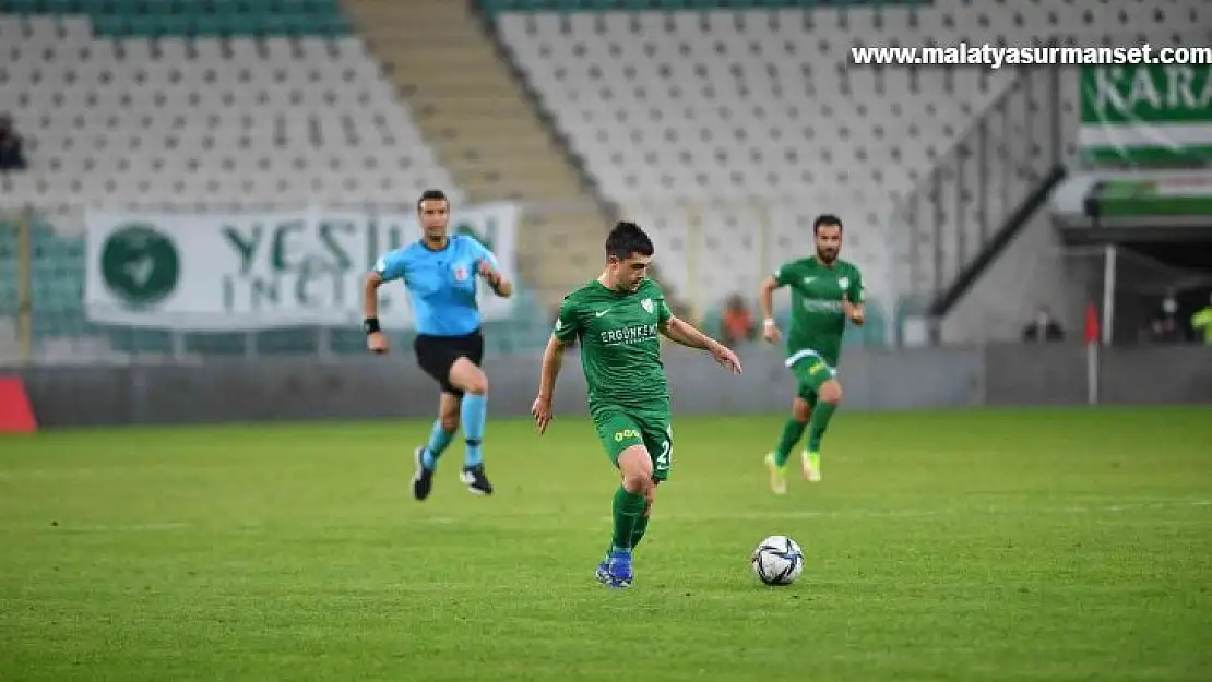 Vefa Temel, Bursaspor'la olan sözleşmesini feshetti