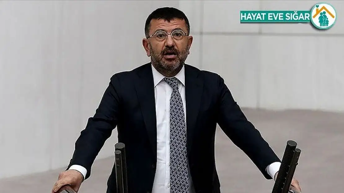 Veli Ağbaba'dan 19 Mayıs Mesajı: Gençlerimiz İşsizliğin Pençesinde!