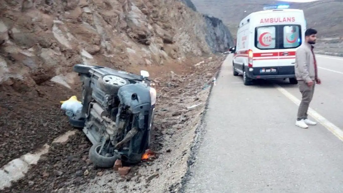 Yağışlı hava kazaya neden oldu: 4 yaralı