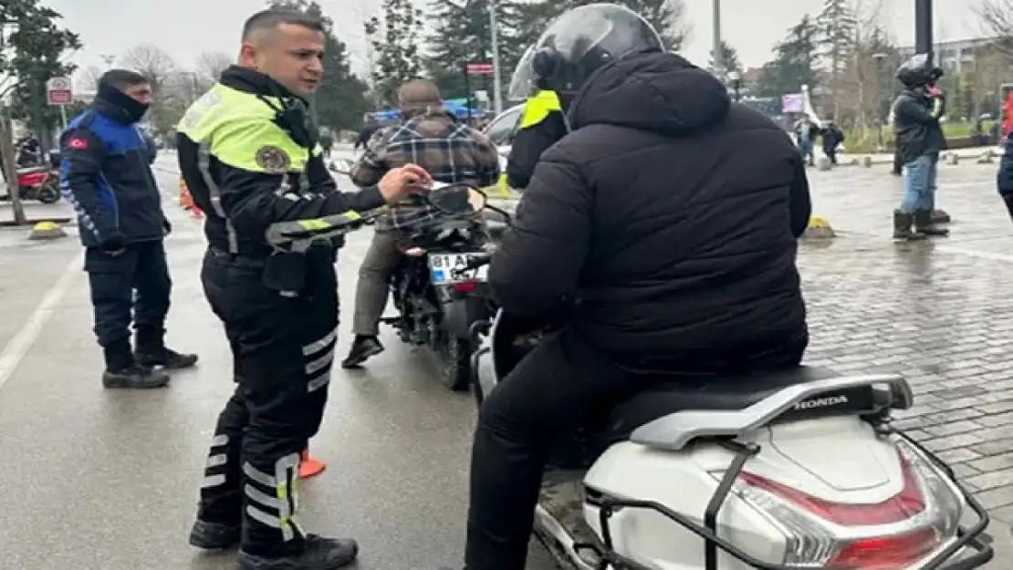 Yeni Ceza Paketi Yolda Motosiklet Sürücüleri Dikkat!