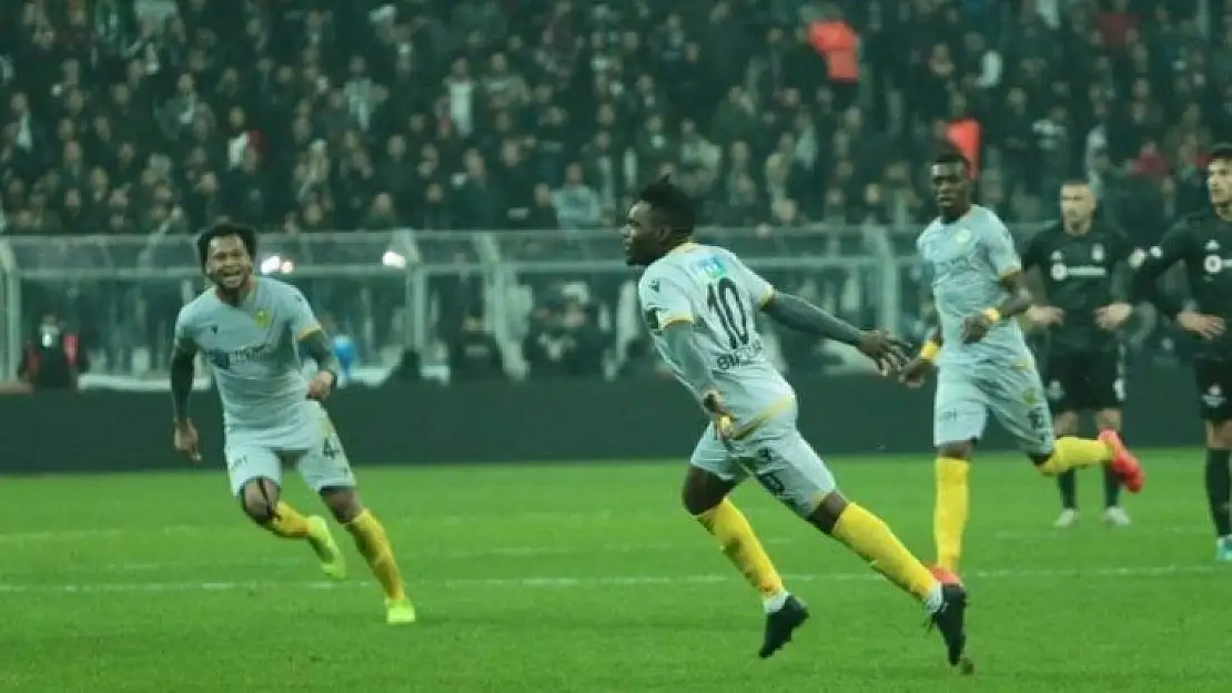 Yeni Malatyaspor Bifouma ile sözleşme yeniledi