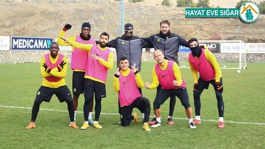 Yeni Malatyaspor, Kasımpaşa'ya 3 puan parolasıyla hazırlanıyor
