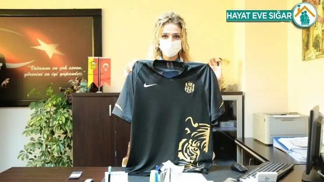 Yeni Malatyaspor sağlık çalışanlarını unutmadı