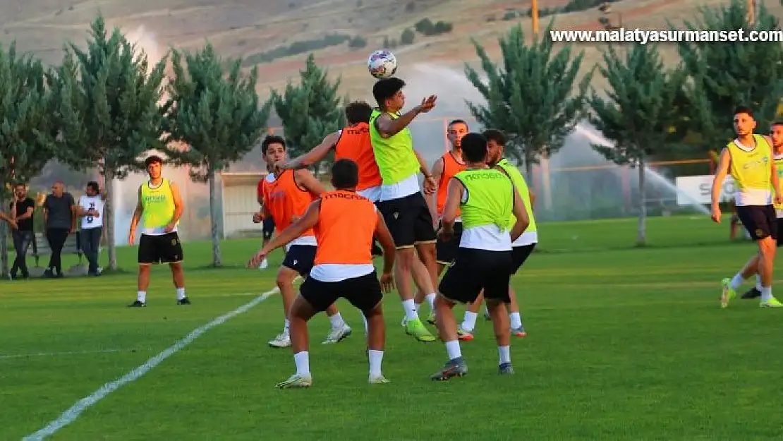 Yeni Malatyaspor, sezona eksik kadroyla hazırlanıyor