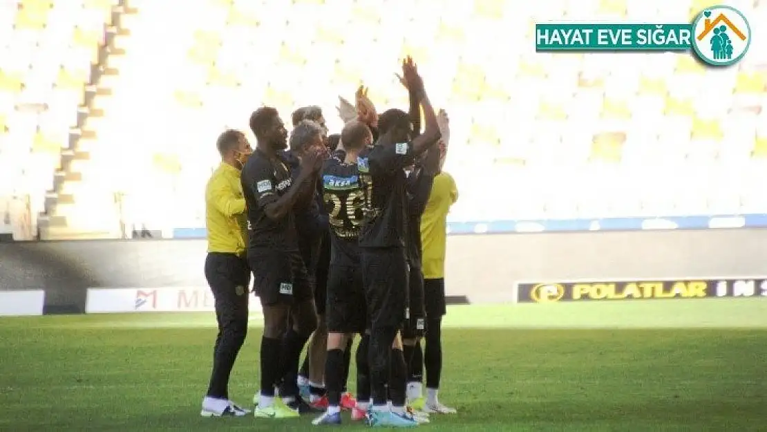 Yeni Malatyaspor'un evinde bileği bükülmüyor