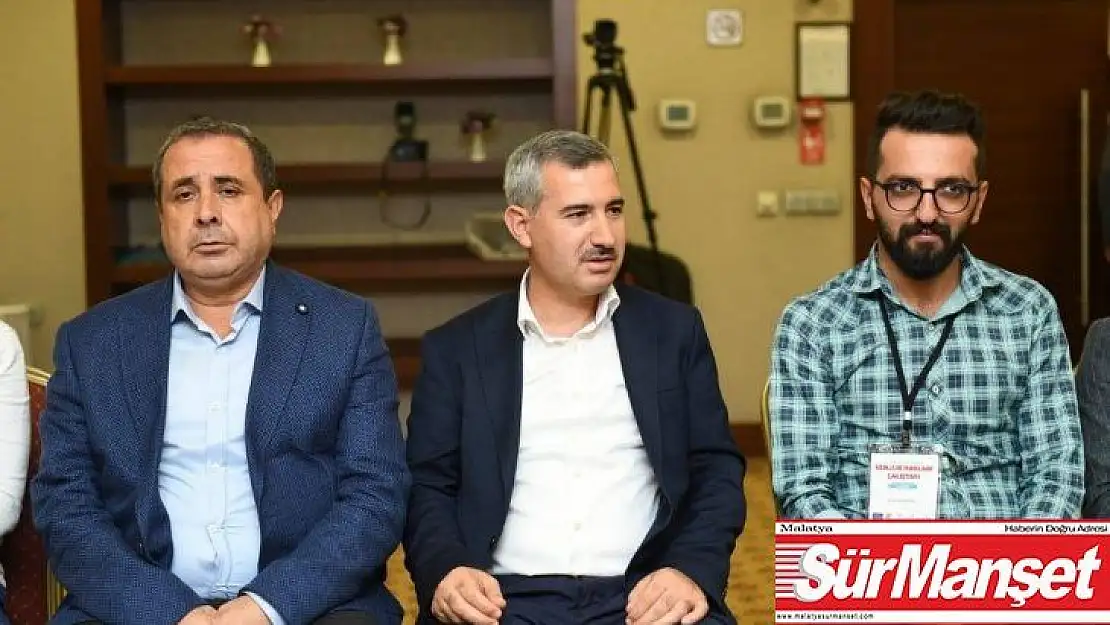 Yeşilyurt Belediye Başkanı Mehmet Çınar, gençlere hitap etti