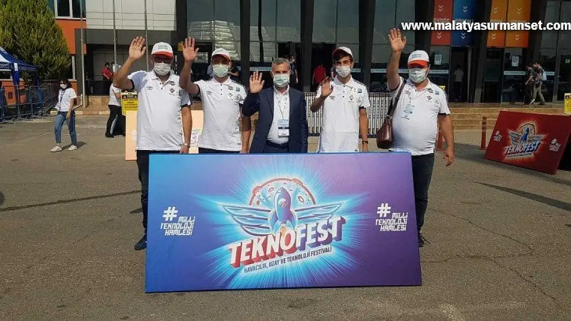 Yeşilyurt Belediyesi'nin destekleriyle TEKNOFEST 2021'e katılan 3 okul takımı finale kaldı