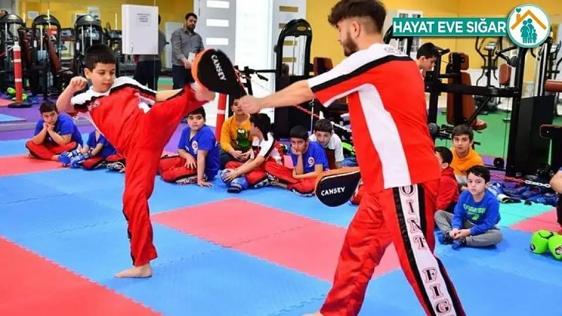 Yeşilyurt Belediyespor kick-boks takımı gözünü zirveye dikti