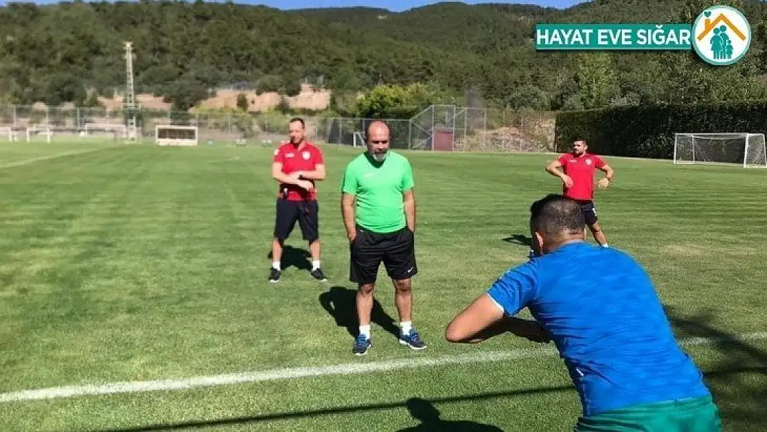 Yeşilyurt Belediyespor Kızılcahamam'da güç depoluyor