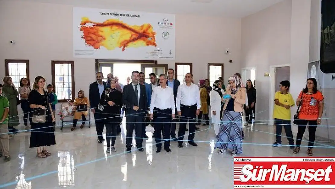 Yeşilyurt'ta 900 öğretmene deprem eğitimi veriliyor