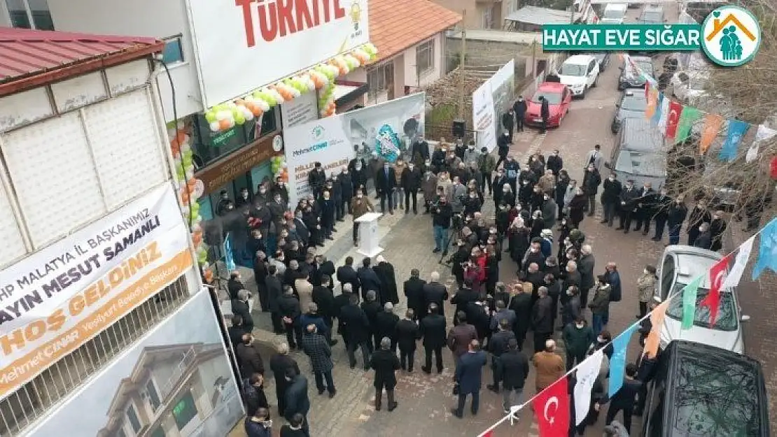 Yeşilyurt'ta yatırımlara kitap kafe de eklendi
