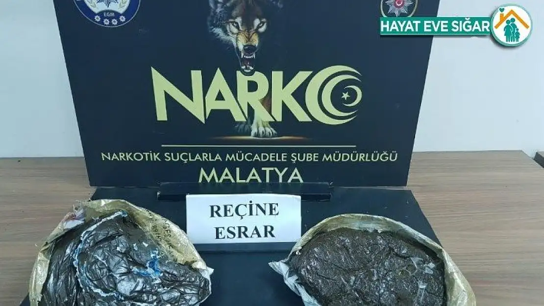 Yolcu otobüsünde 5 kilo esrar bulundu