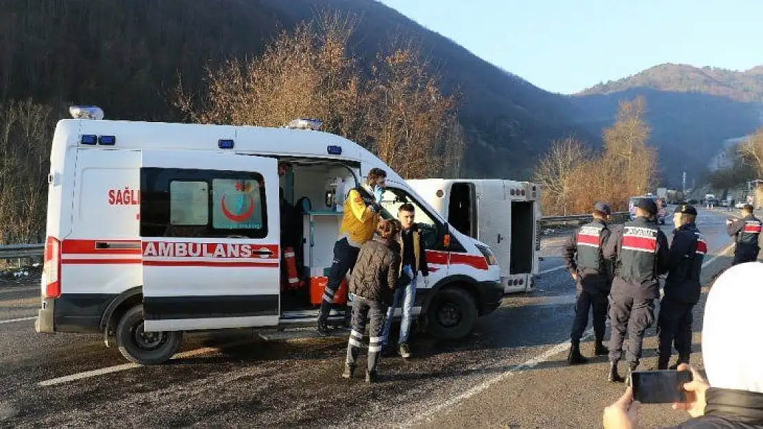 Yollar buz tuttu, kazalar beraberinde geldi: 13 yaralı