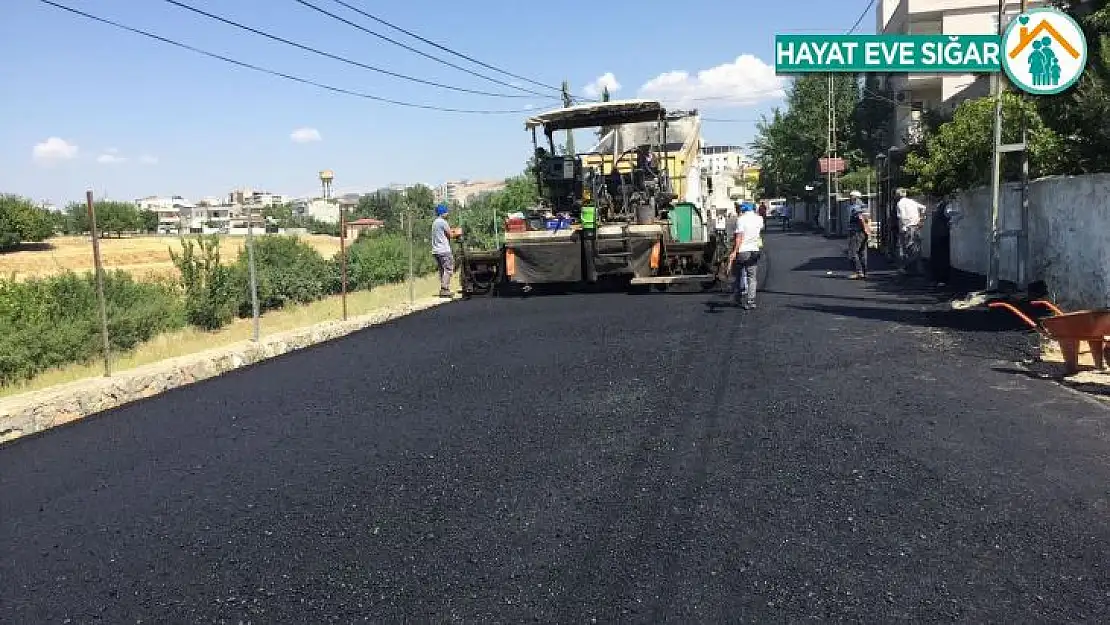 Yunus Emre mahallesinde asfalt çalışması