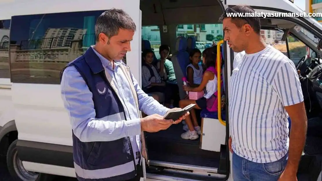 Zabıta ekiplerinden okul servislerine denetim