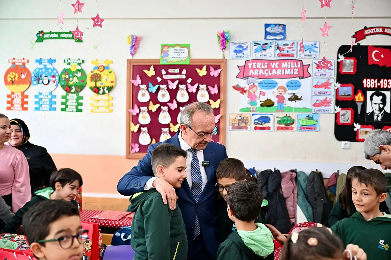 Makamda Değil Sahadan Yöneten Vali: