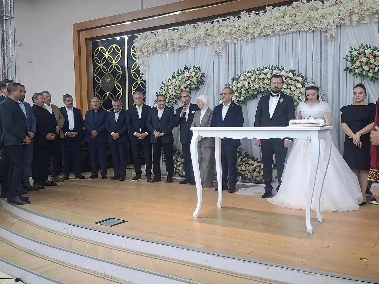 Kahtalı ve Ergün Ailelerinin Mutlu Gününde Malatya Protokolü Bir Araya Geldi