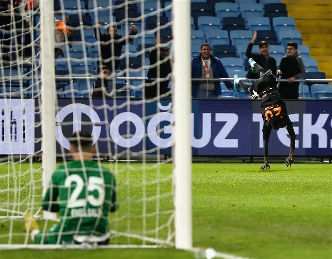 Adanaspor  3  Yeni Malatyaspor  1