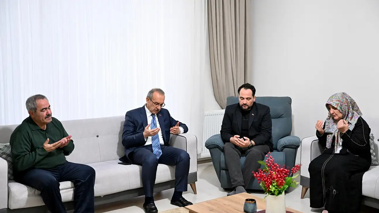 6 Şubat'ın 3. Yılında Vali Yavuz'dan Unutulmayan Acılara Dokunuş