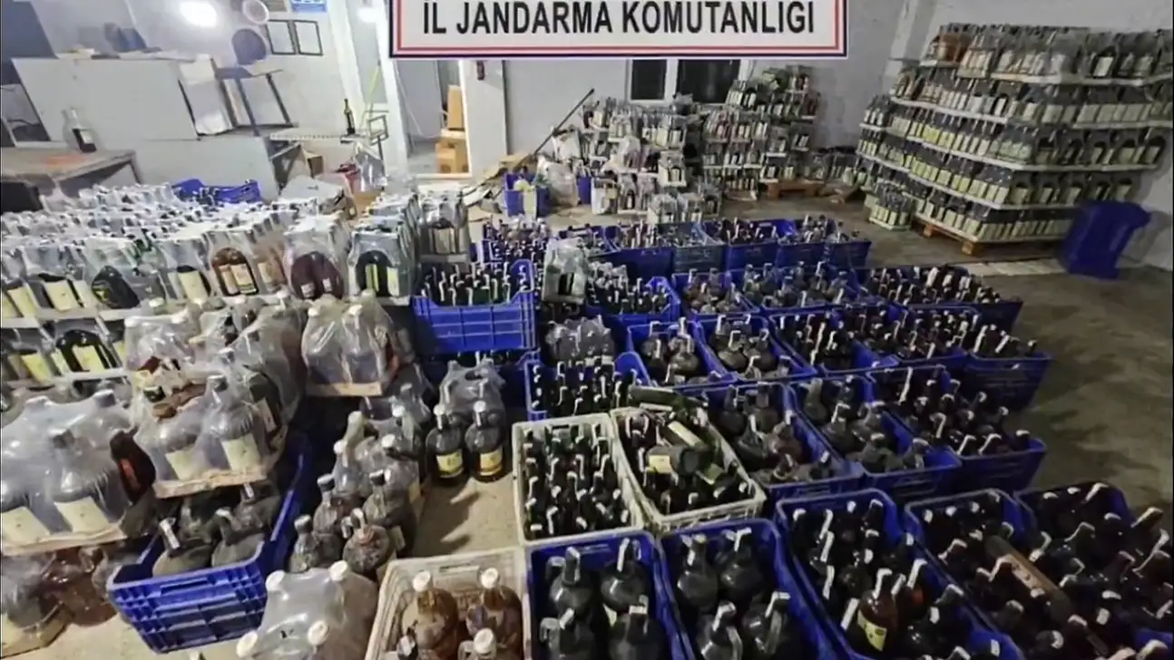 81 ilde metil alkol operasyonu: 91 bin litre ele geçirildi