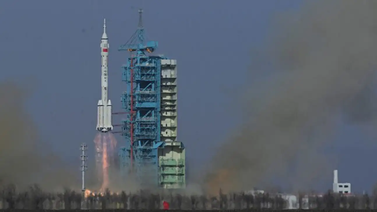 Çin Shenzhou-22 uzay aracını uzaya gönderdi