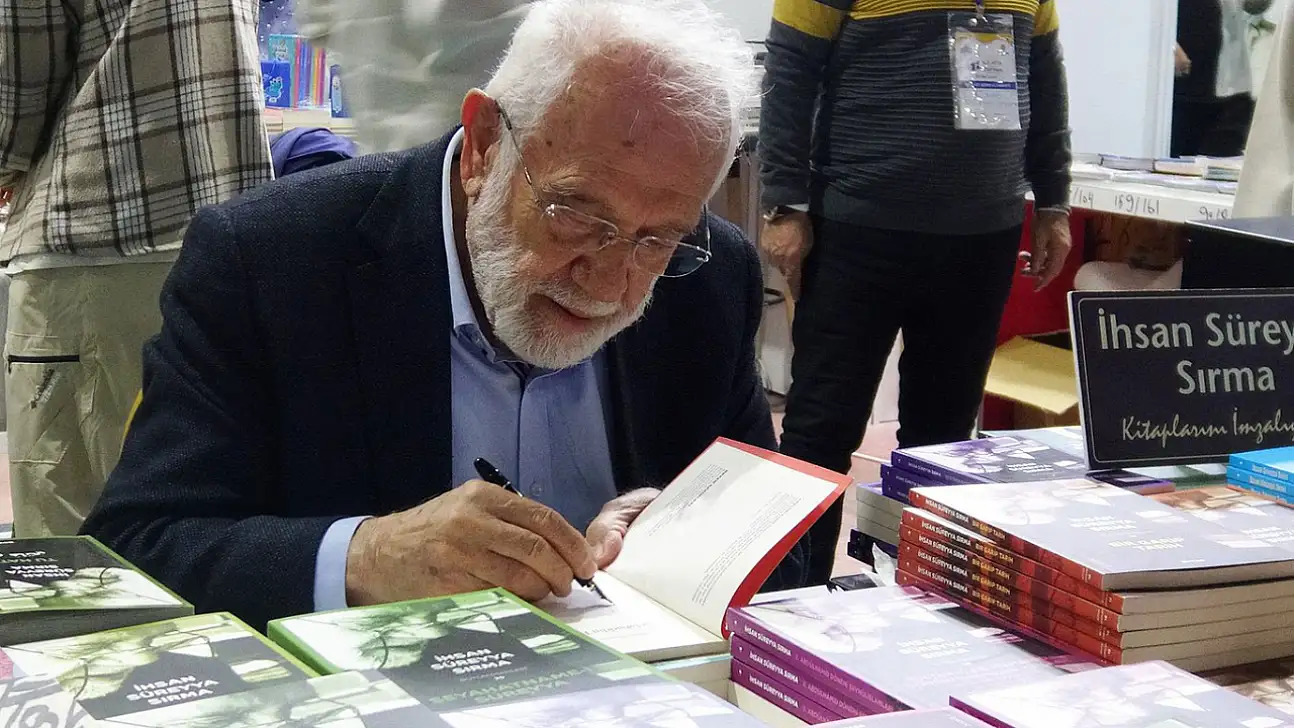 Kitapların Değil Telefonların Kölesi Olduk!