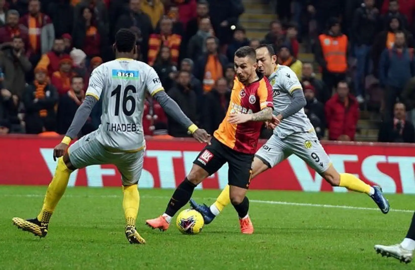Galatasaray, Yeni Malatyaspor Karşılaşmasından Kareler