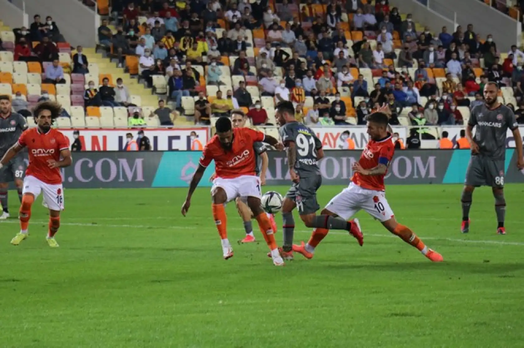 Fatih Karagümrük maçından Kareler