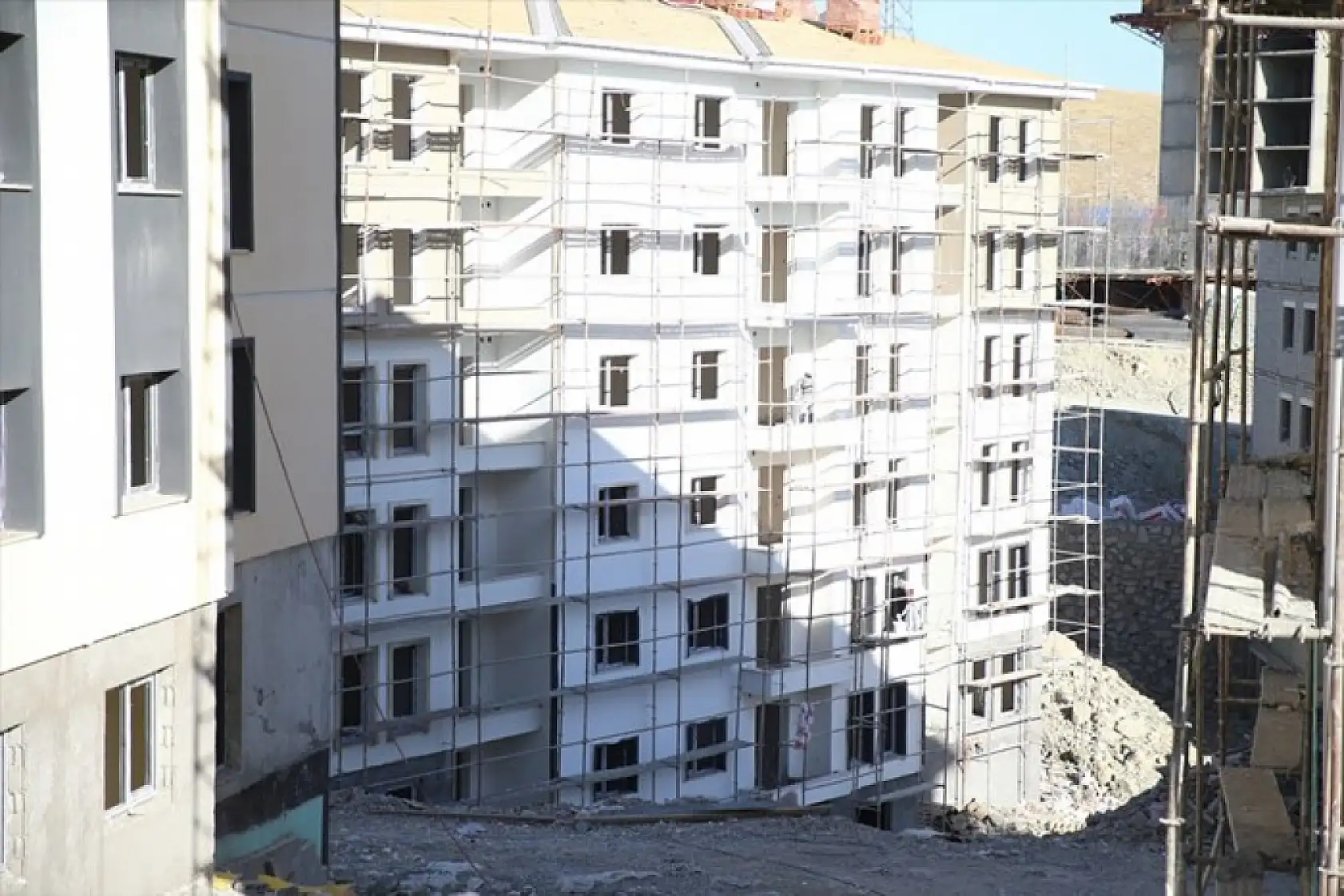 Battalgazi'de deprem konutları yükseliyor