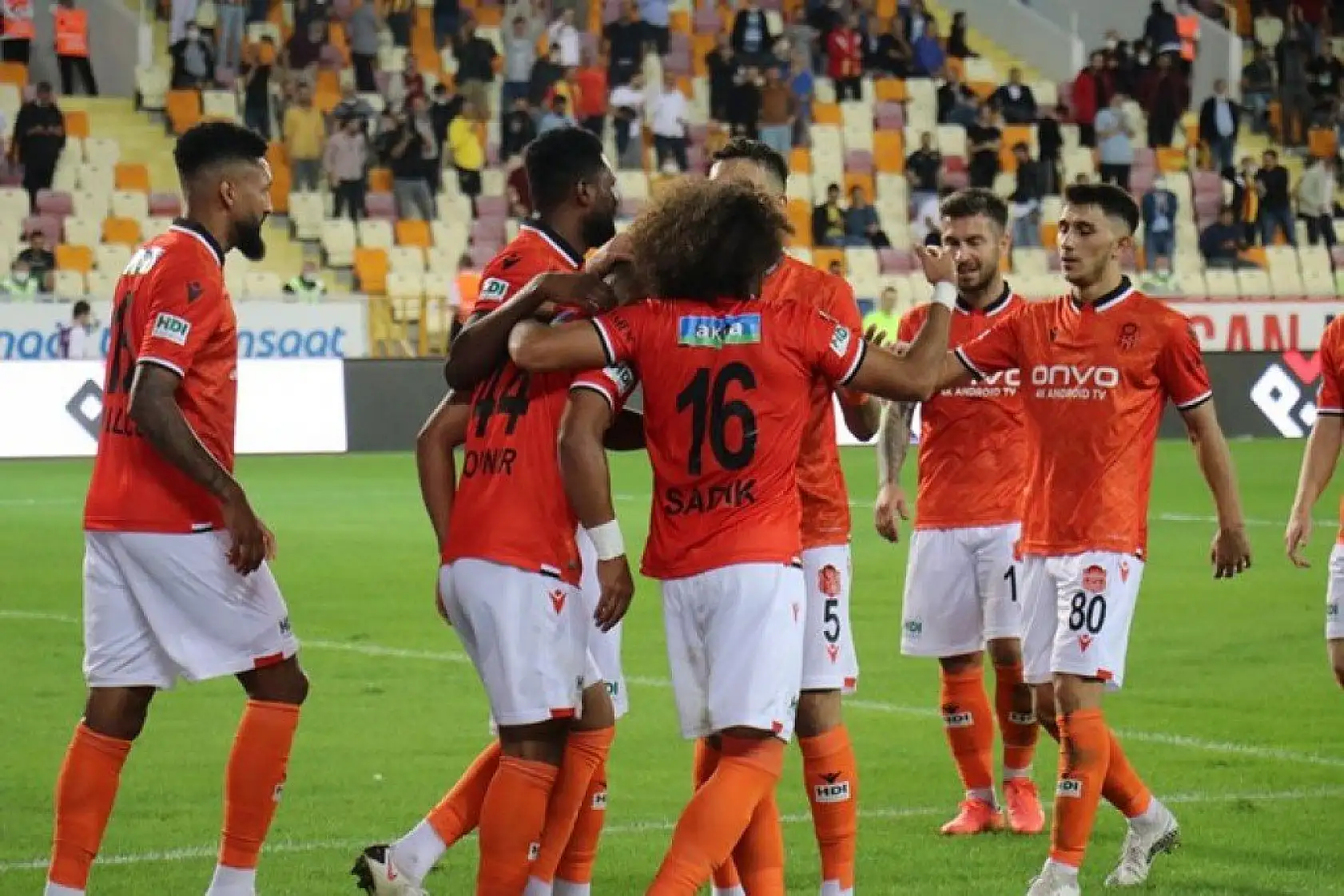 Fatih Karagümrük maçından Kareler