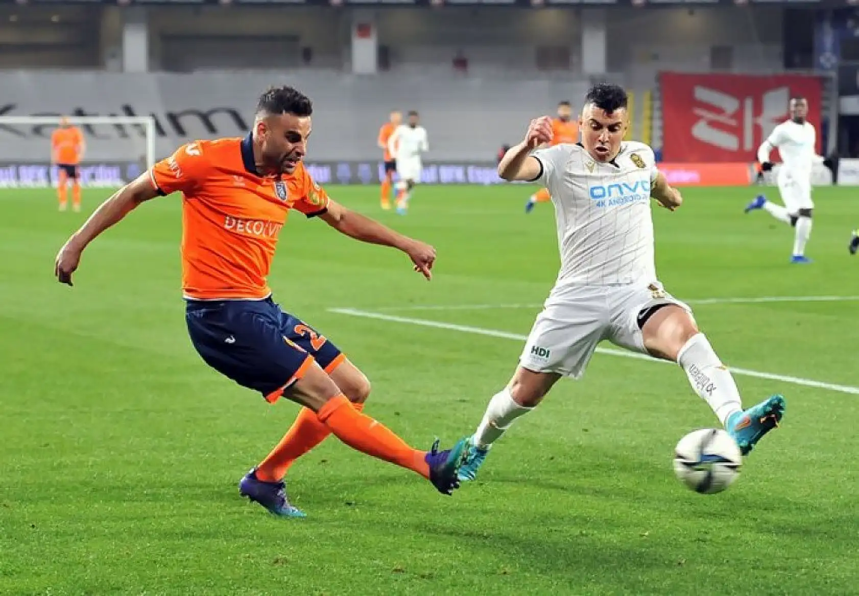 Başakşehir Yeni Malatyaspor Karşılaşmasından Kareler