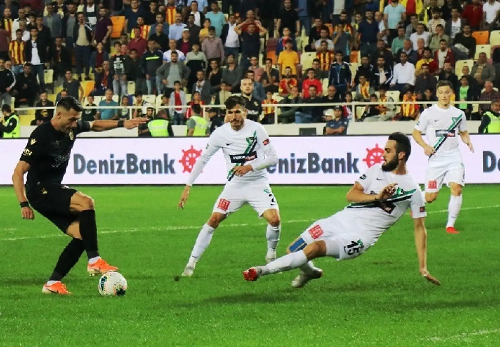Denizlispor BtcTürk Yeni Malatyaspor Karşılaşmasından Kareler