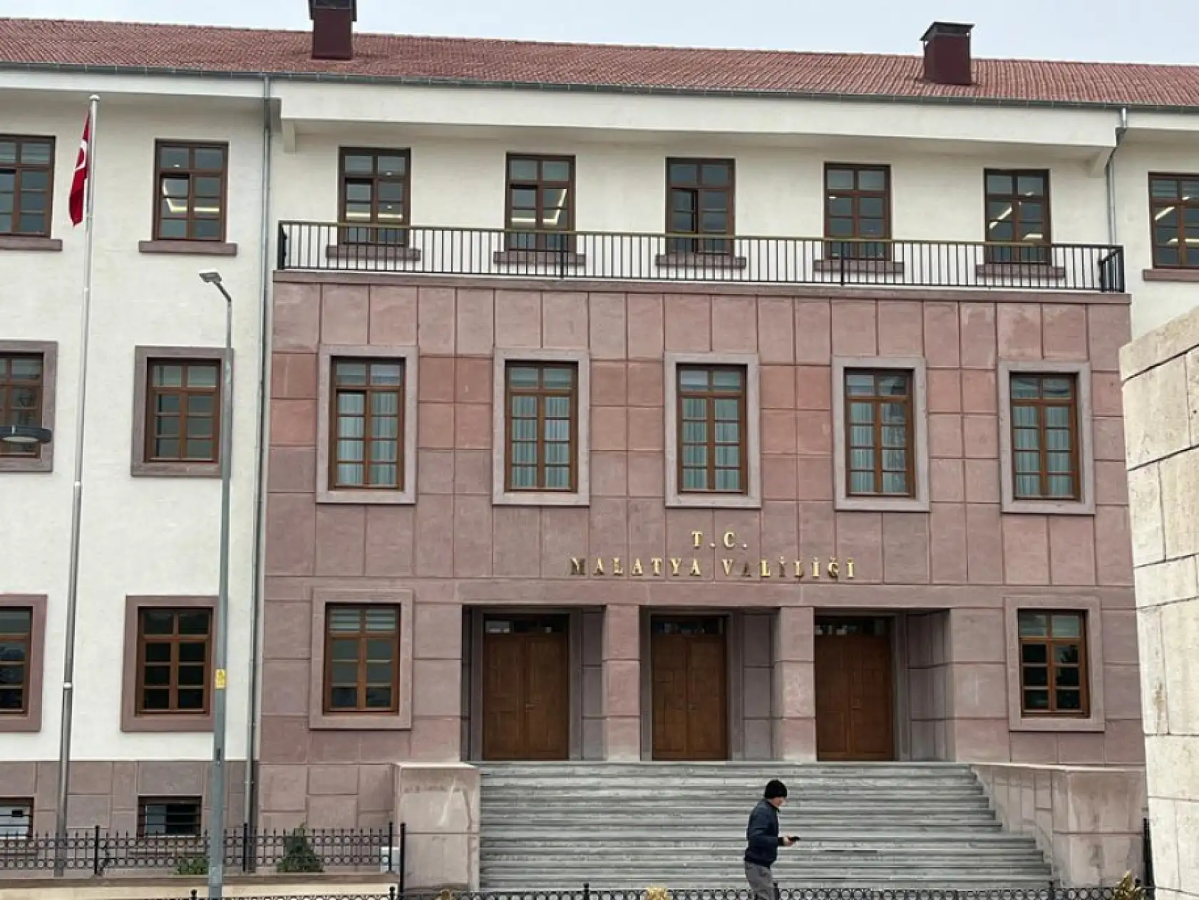 Malatya Valisi Seddar Yavuz: Makamla Değil Vicdanla Yöneten Devlet Adamı