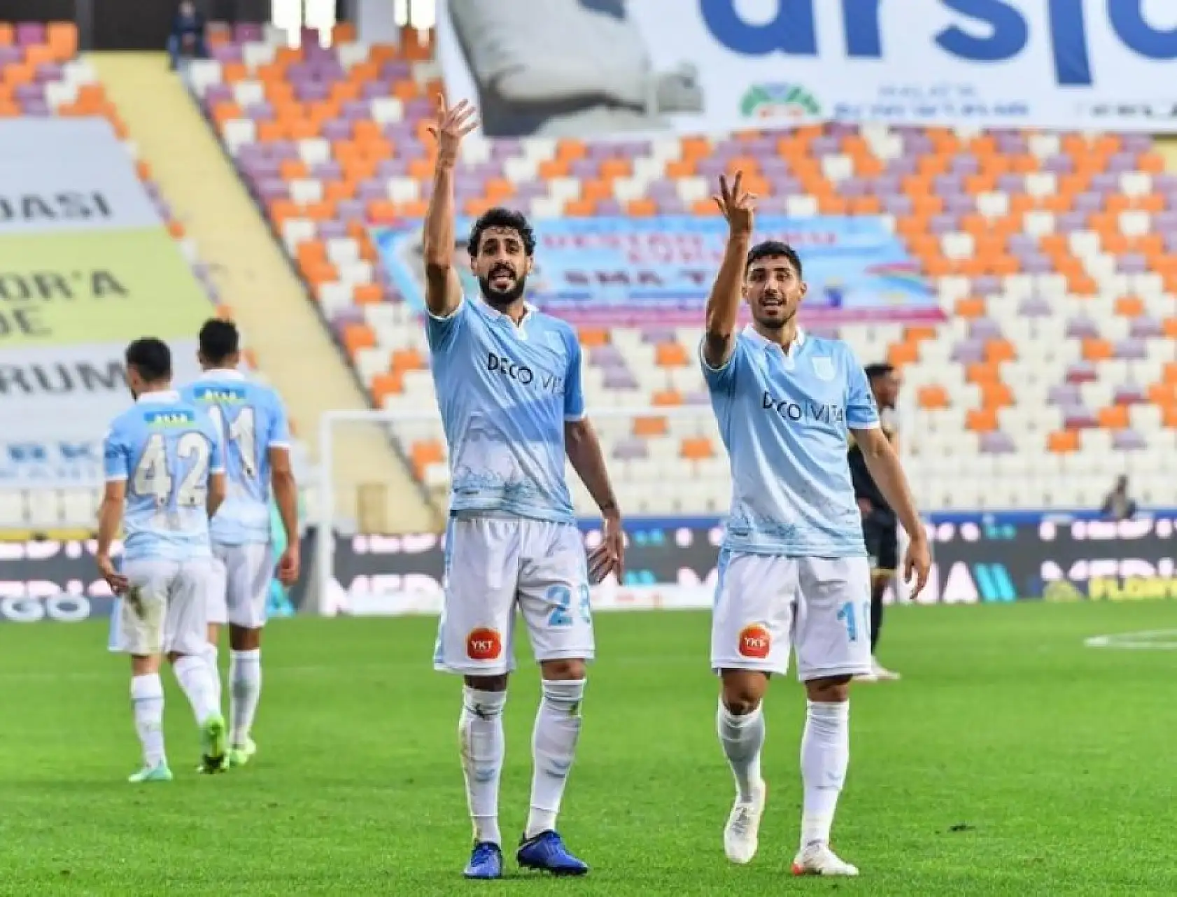 Medipol Başakşehir Maçından Kareler