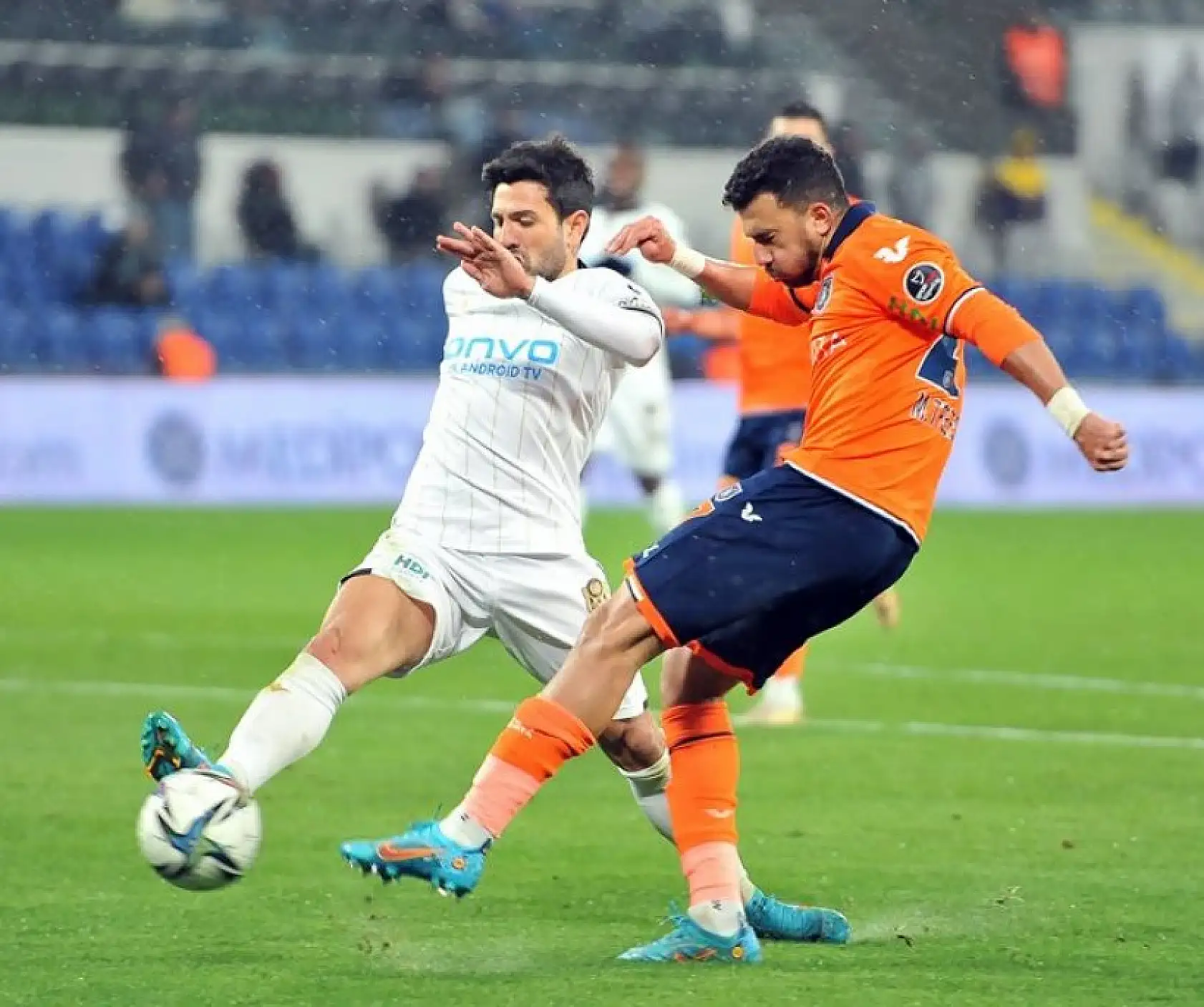 Başakşehir Yeni Malatyaspor Karşılaşmasından Kareler