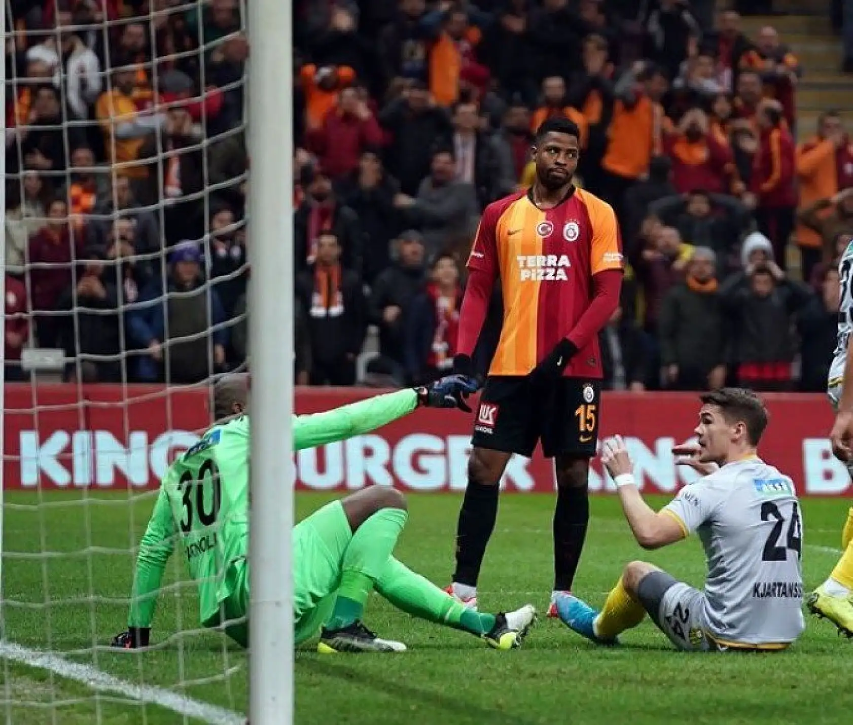 Galatasaray, Yeni Malatyaspor Karşılaşmasından Kareler