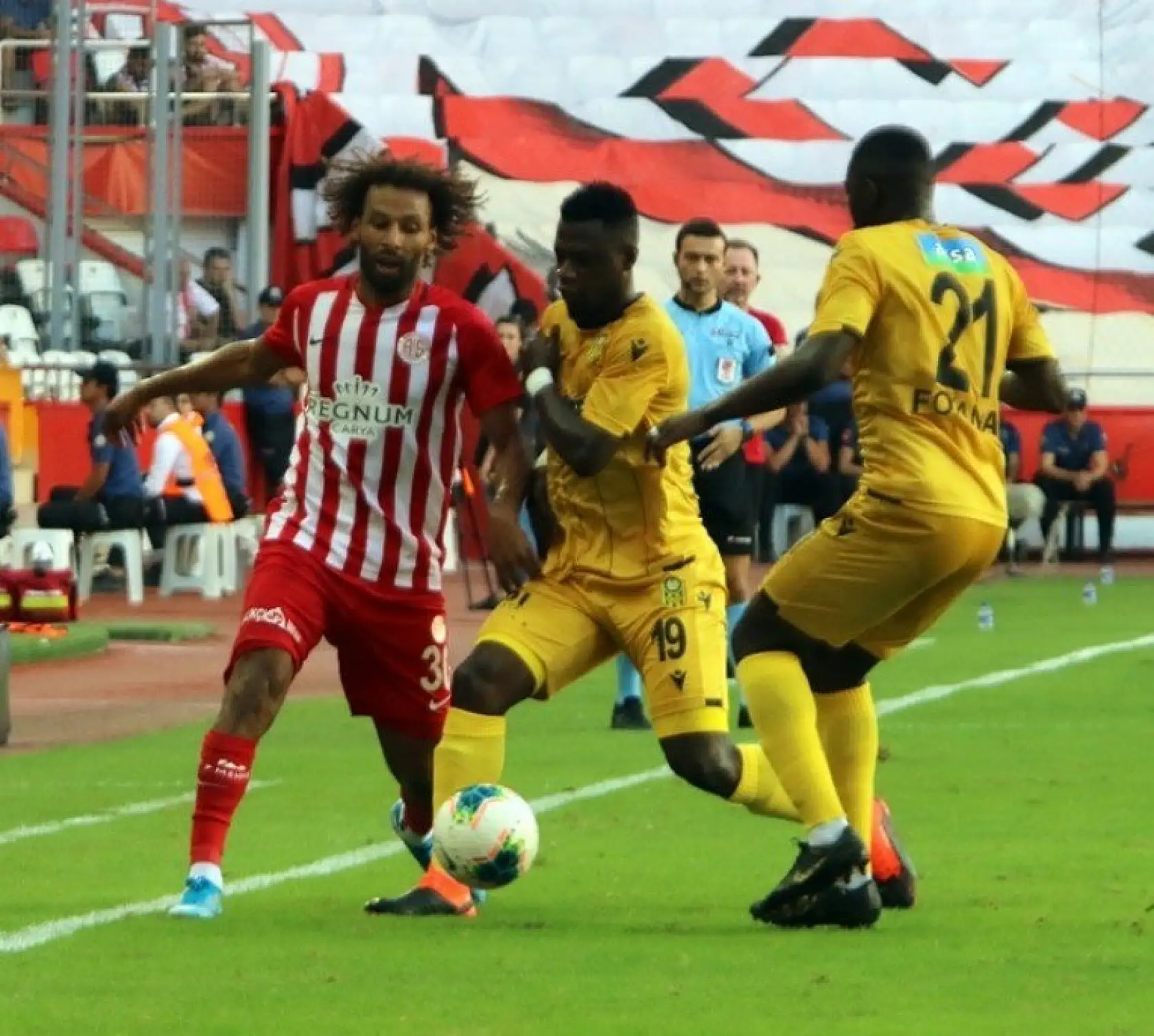 Antalyaspor Yeni Malatyaspor Karşılaşmasından Kareler