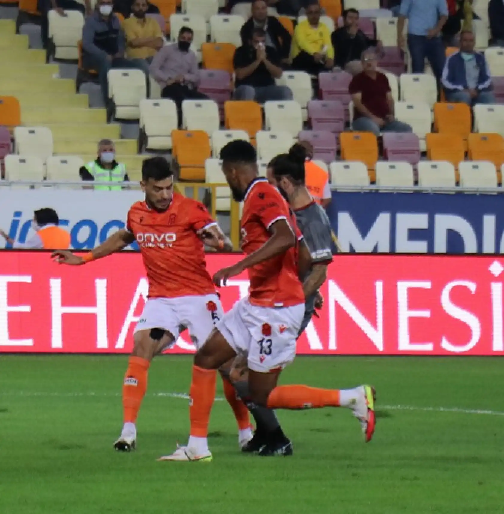 Fatih Karagümrük maçından Kareler