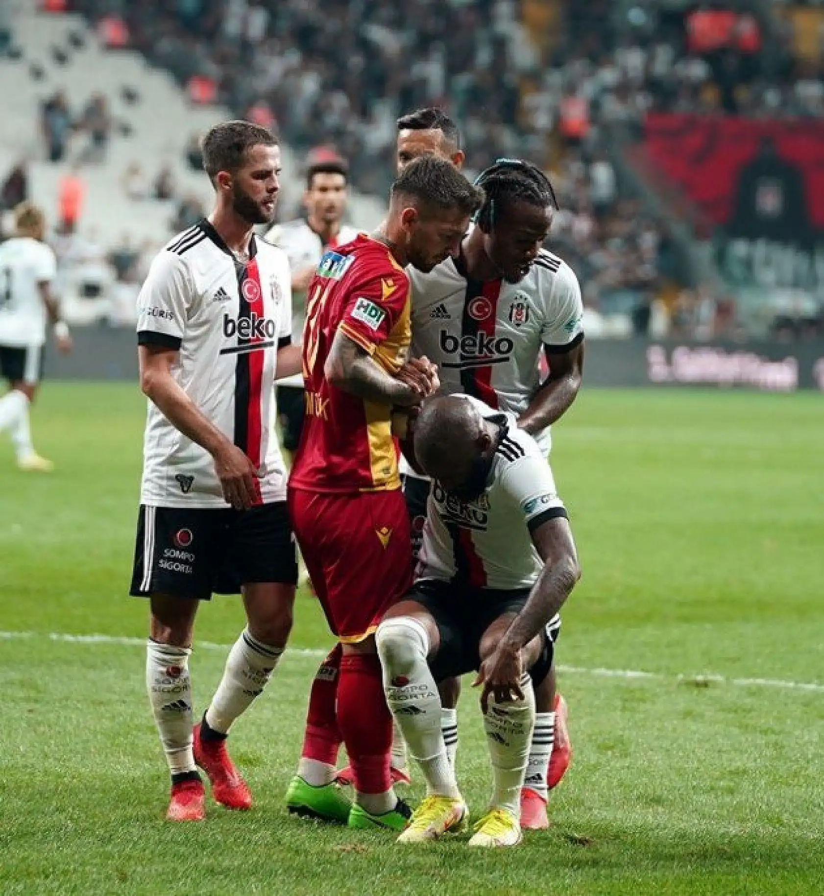 Beşiktaş Ö.K. Yeni Malatyaspor Karşılaşmasından Kareler