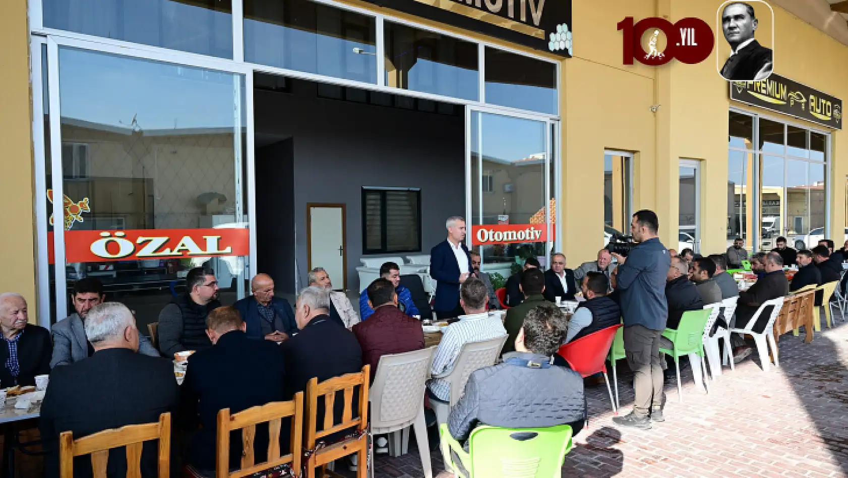 Başkan Çınar, Yakınca Galericiler Sitesinde Esnaflarla Buluştu