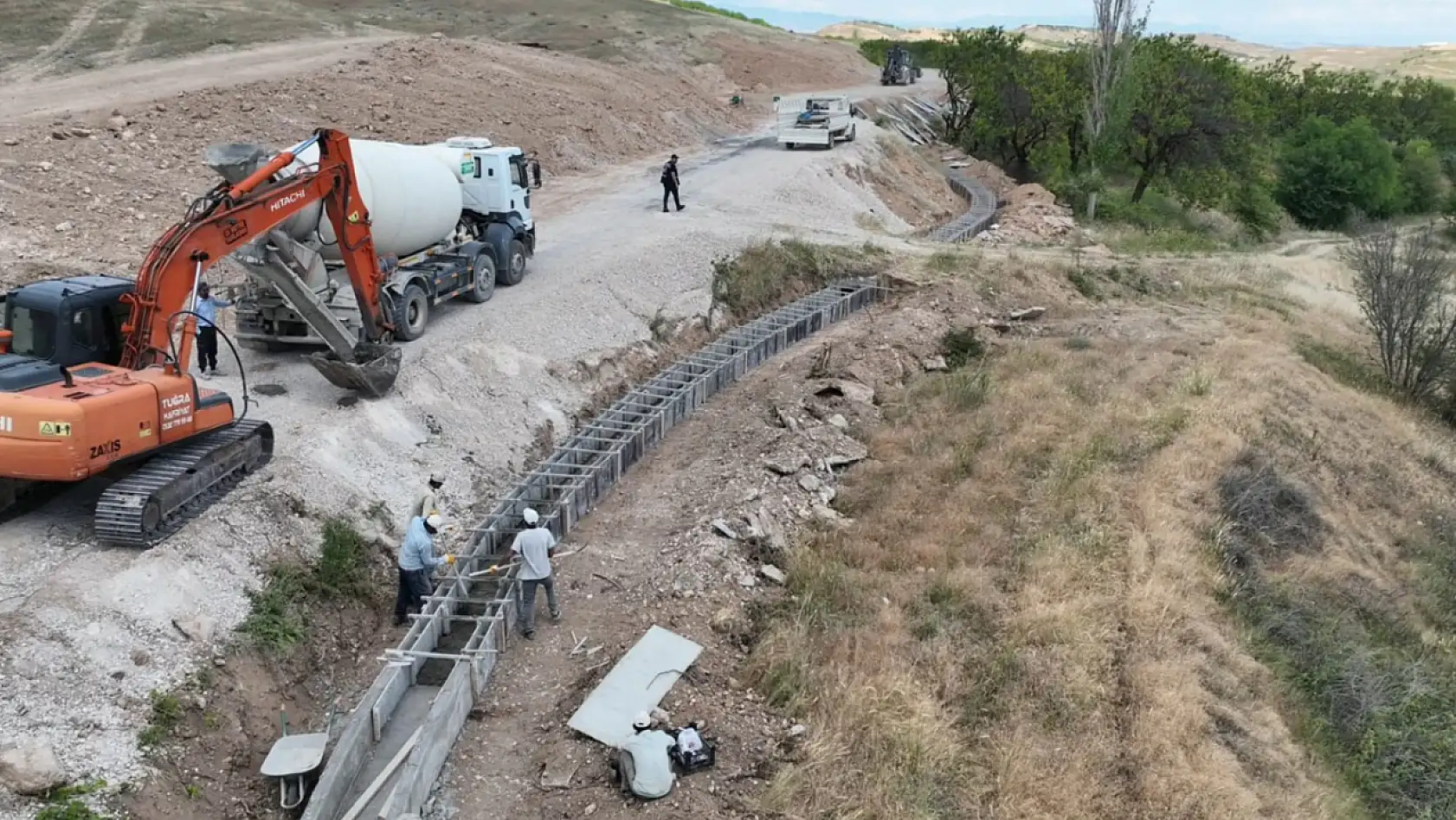 Malatya'da tarıma can suyu: Çayırköy'de sulama kanalı yapılıyor