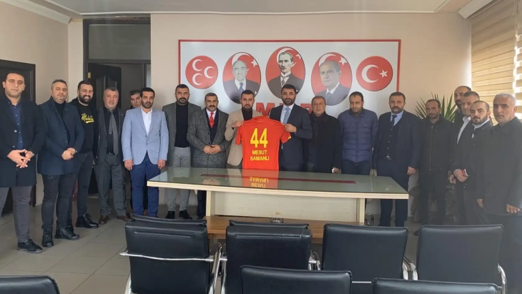 MHP İl Başkanı Mesut Samanlı Taraftarları Maça Davet Etti