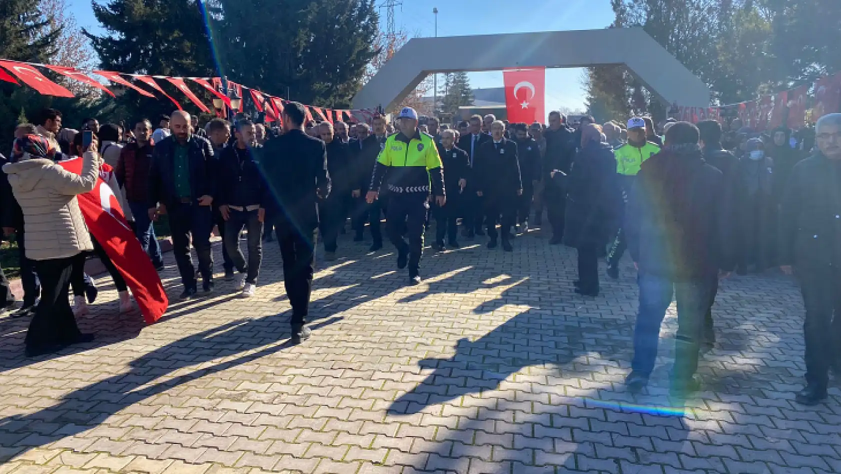 Şehit Piyade Sözleşmeli Er Emre Taşkın Malatya'da son yolculuğuna uğurlandı