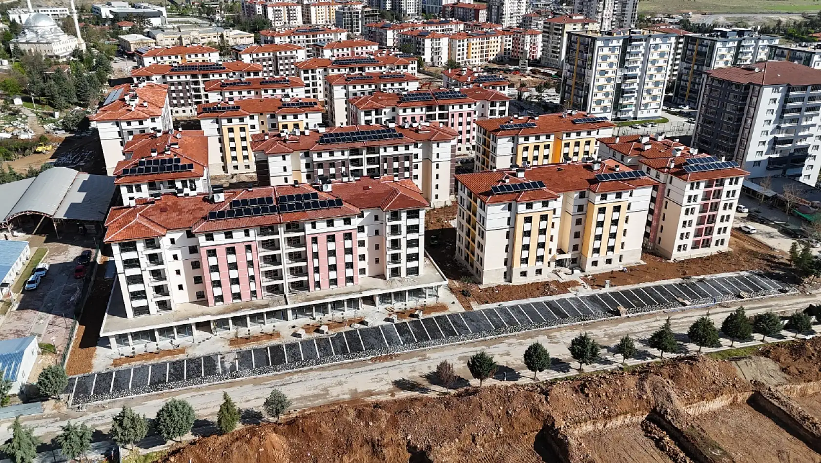 2026 Hedefi Net: Malatya'daki Tüm Deprem Konutlarına Doğal Gaz