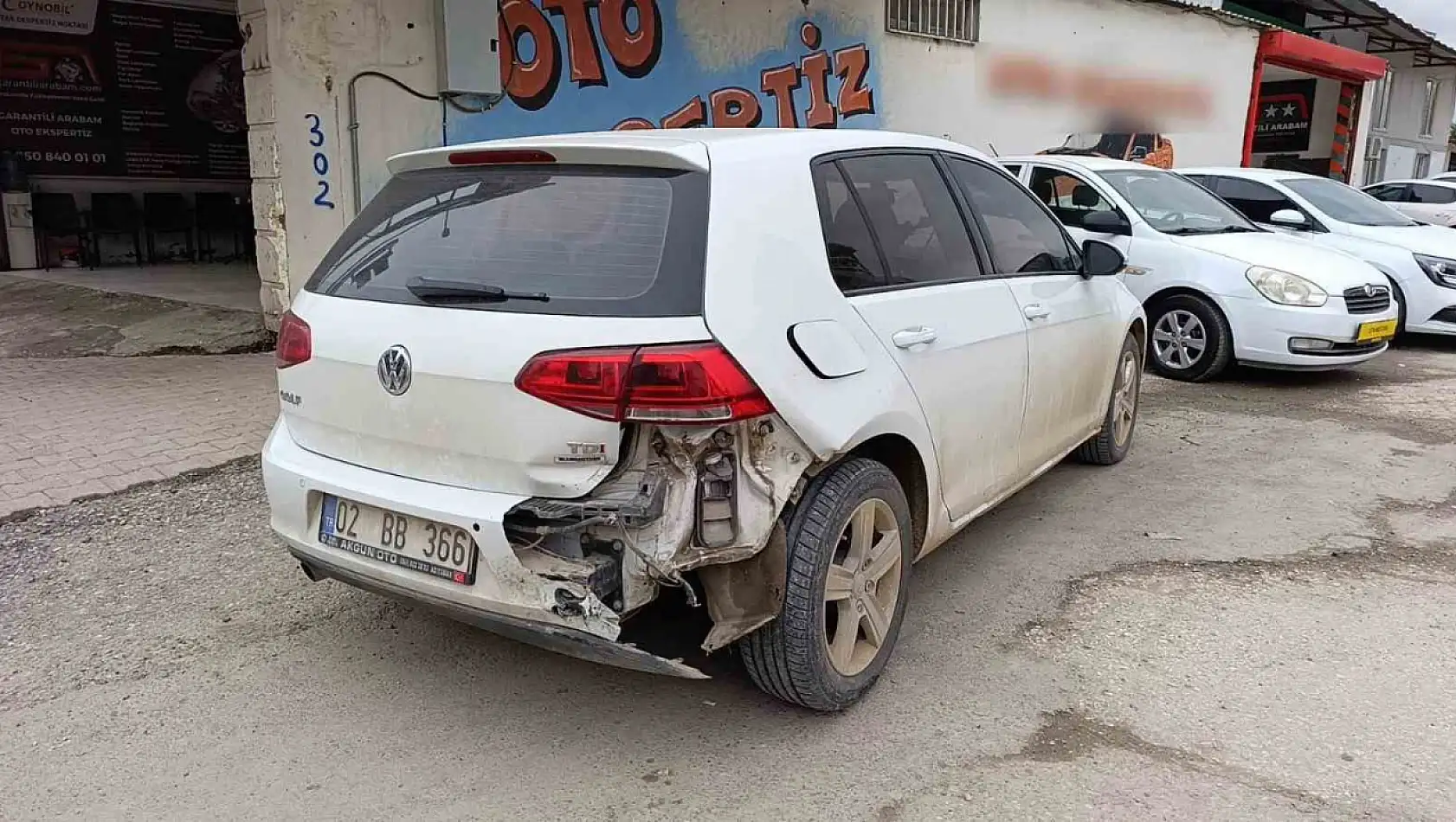 İki otomobilin çarpıştığı kazada 1 kişi yaralandı