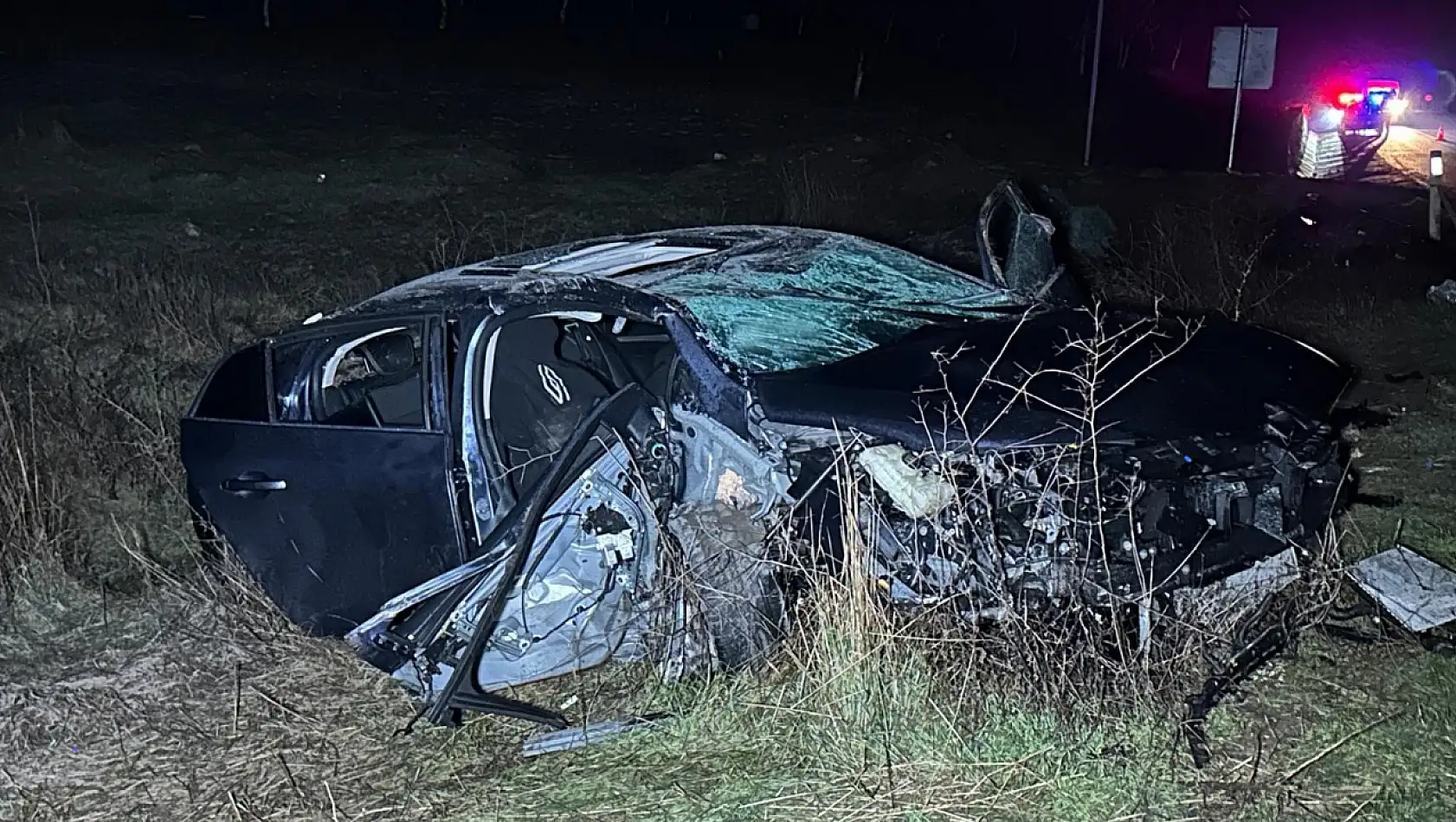 Otomobil Şarampole Devrilip Takla Attı: 1 Ölü, 3 Yaralı