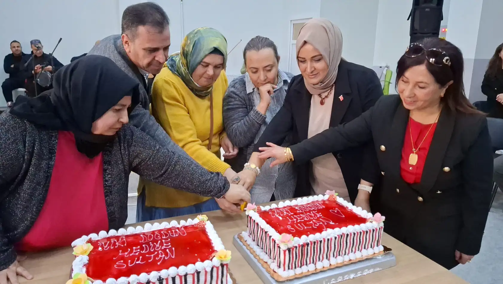 Vatanseverler Derneği'nden Engelsiz Yaşam Merkezinde Yürek Isıtan Buluşma