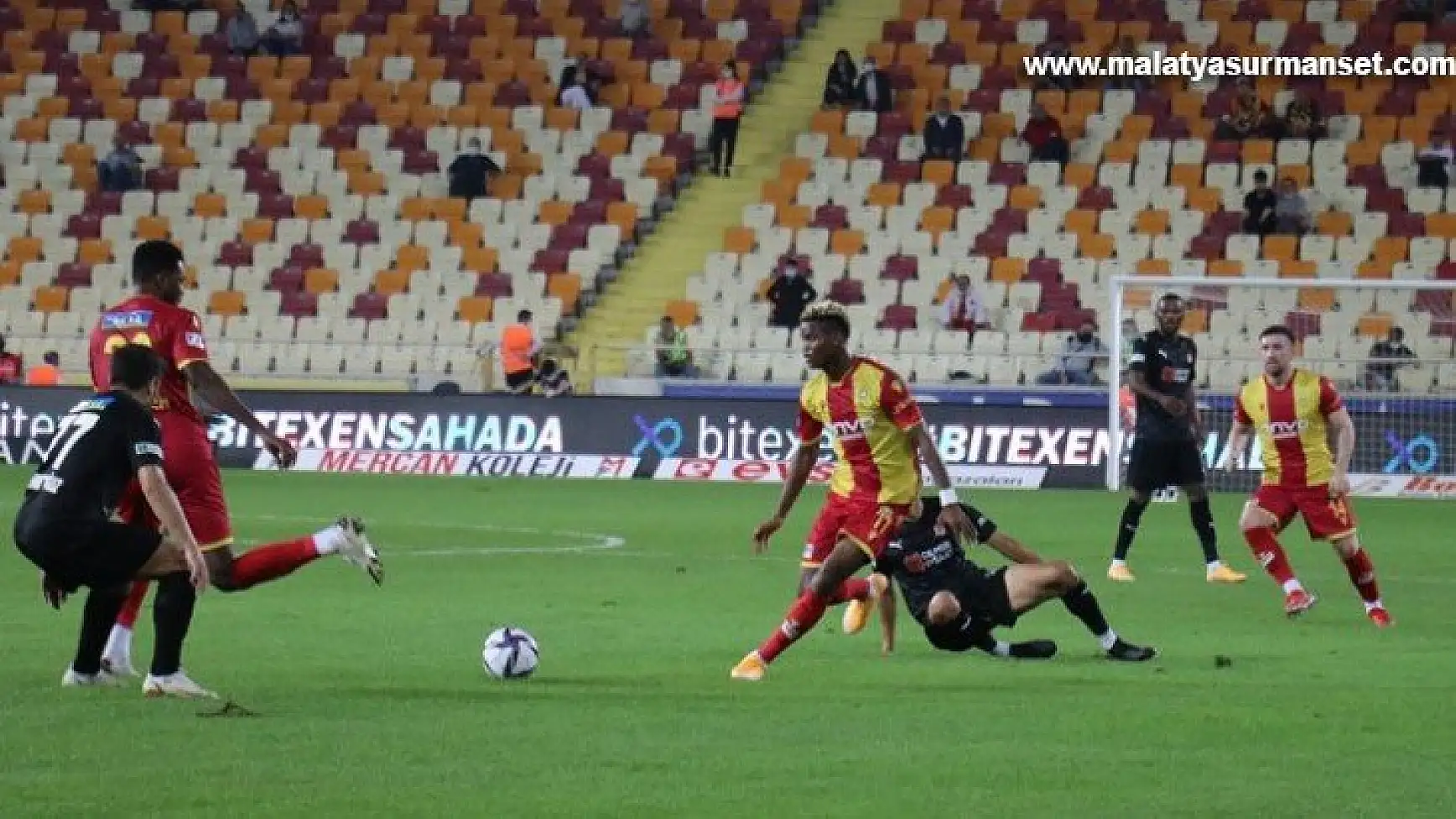 Demir Grup Sivasspor Karşılaşmasından Kareler